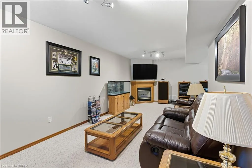23 GARNERS Lane