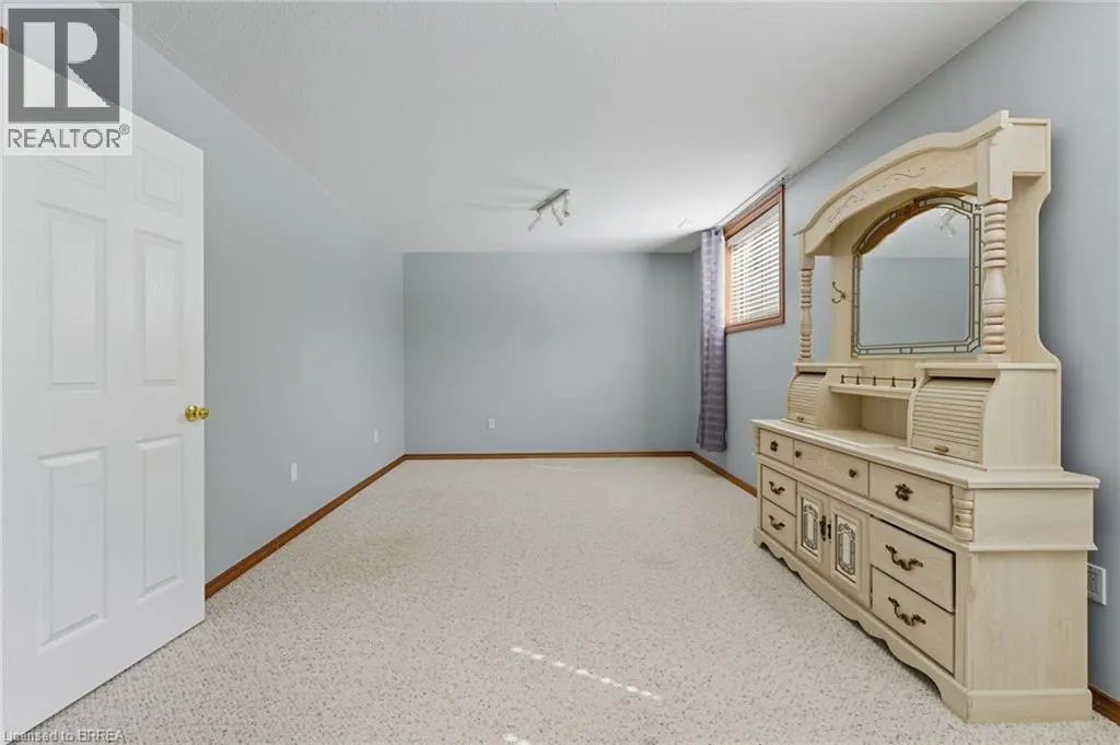 23 GARNERS Lane