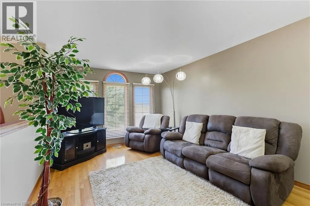 23 GARNERS Lane
