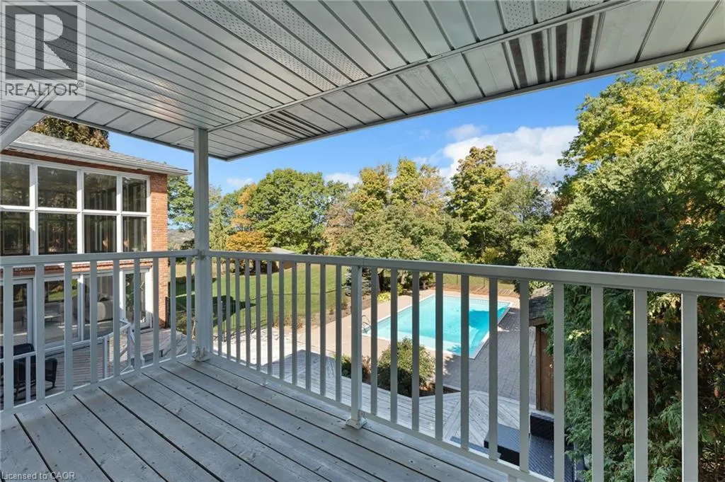887 MONTGOMERY Drive