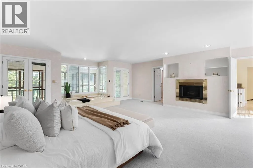 887 MONTGOMERY Drive