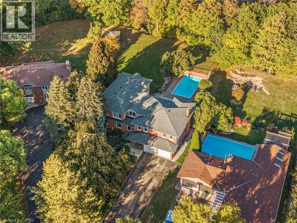 887 MONTGOMERY Drive