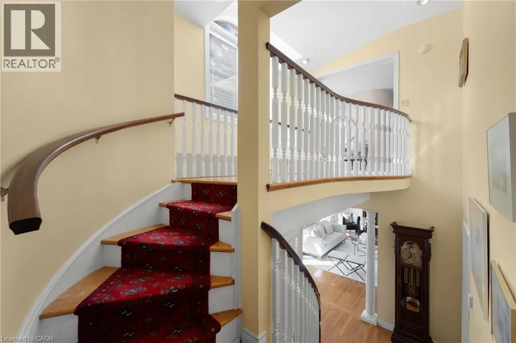887 MONTGOMERY Drive