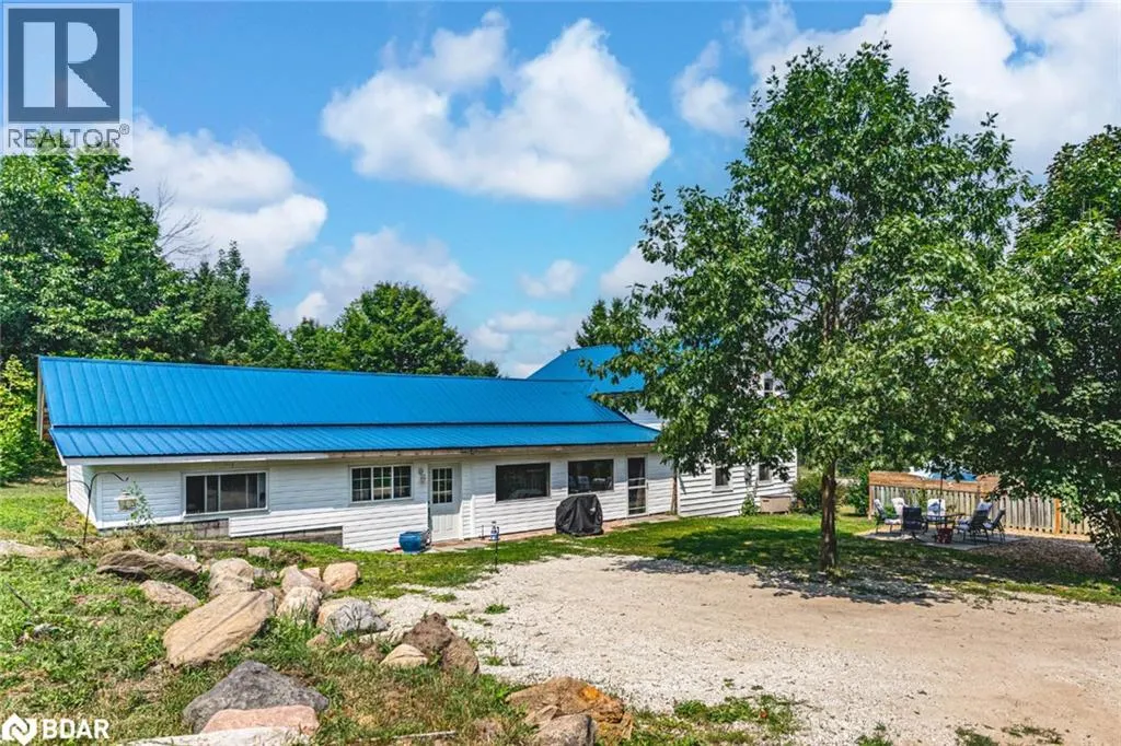 4396 PENETANGUISHENE Road