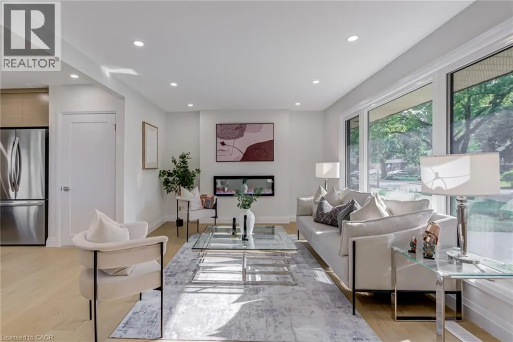 13 SKYLAND Drive