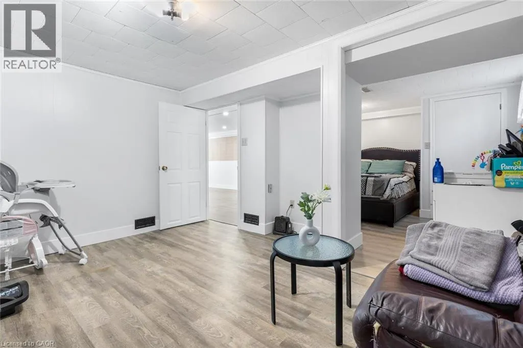 44 WEST Avenue
