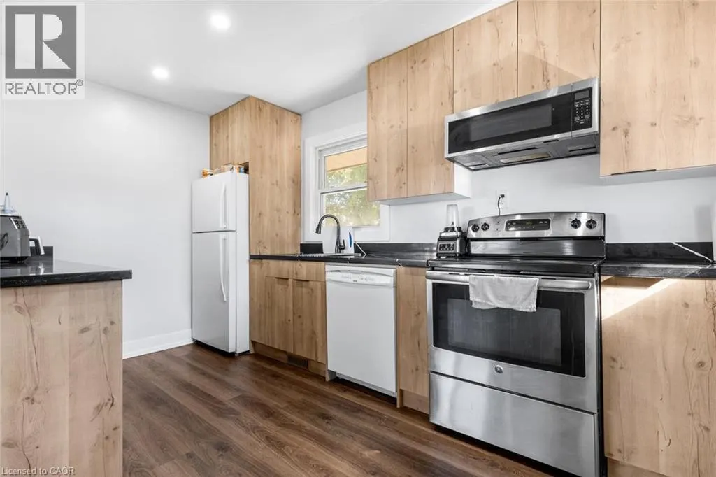 44 WEST Avenue