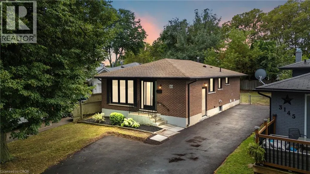 3139 SECORD Place
