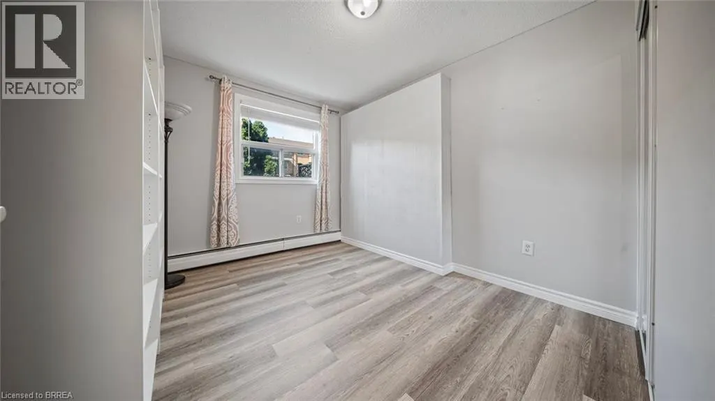 640 GREY Street Unit# 101, #101