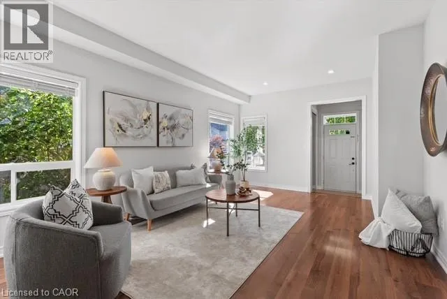35 FIDDLEHEAD Crescent