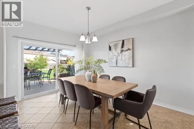 35 FIDDLEHEAD Crescent