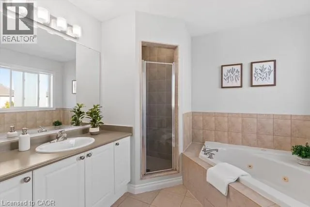 35 FIDDLEHEAD Crescent