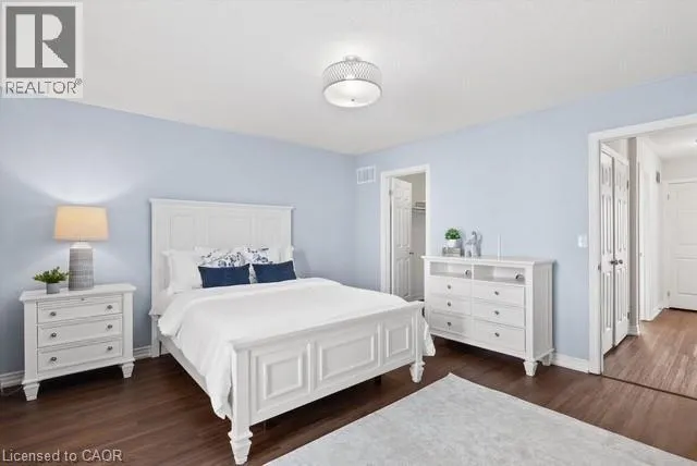 35 FIDDLEHEAD Crescent