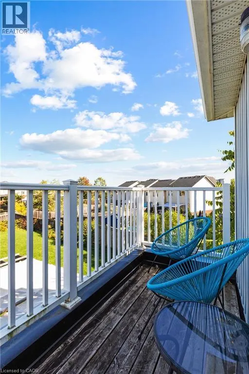 35 FIDDLEHEAD Crescent