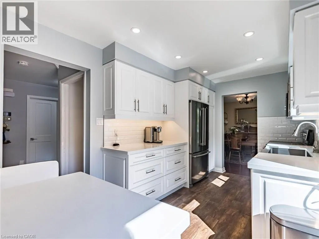 1404 KIMBERLEY Drive