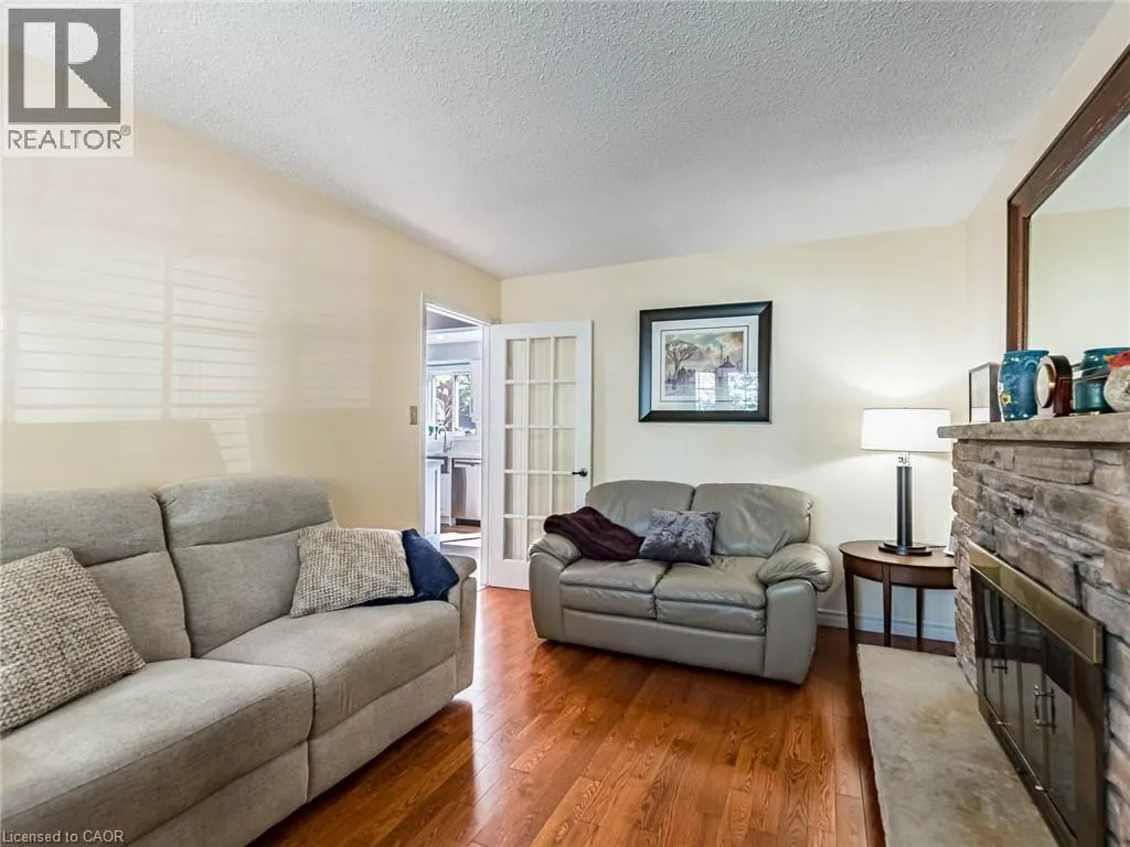 1404 KIMBERLEY Drive