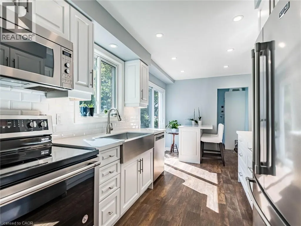 1404 KIMBERLEY Drive