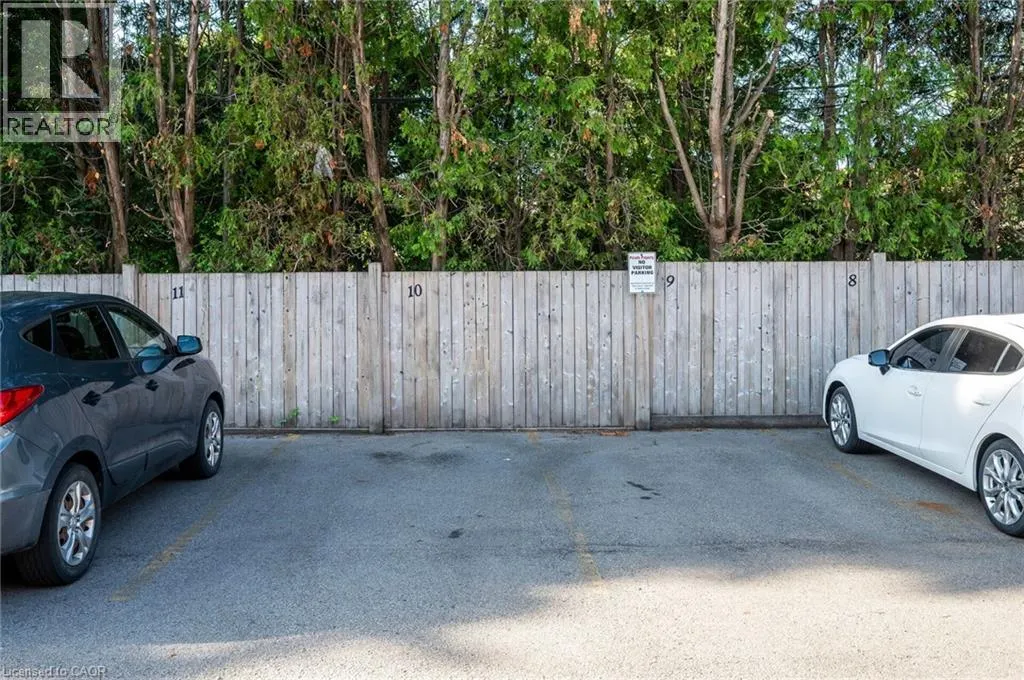 1212 FENNELL Avenue E Unit# 303, #303