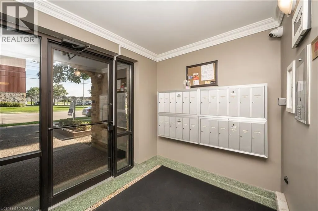1212 FENNELL Avenue E Unit# 303, #303