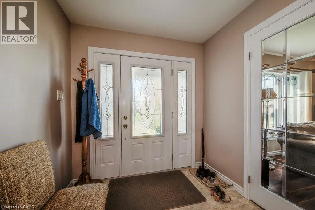 94 ANDREWS Drive W