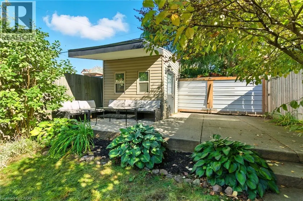 78 OAK Avenue