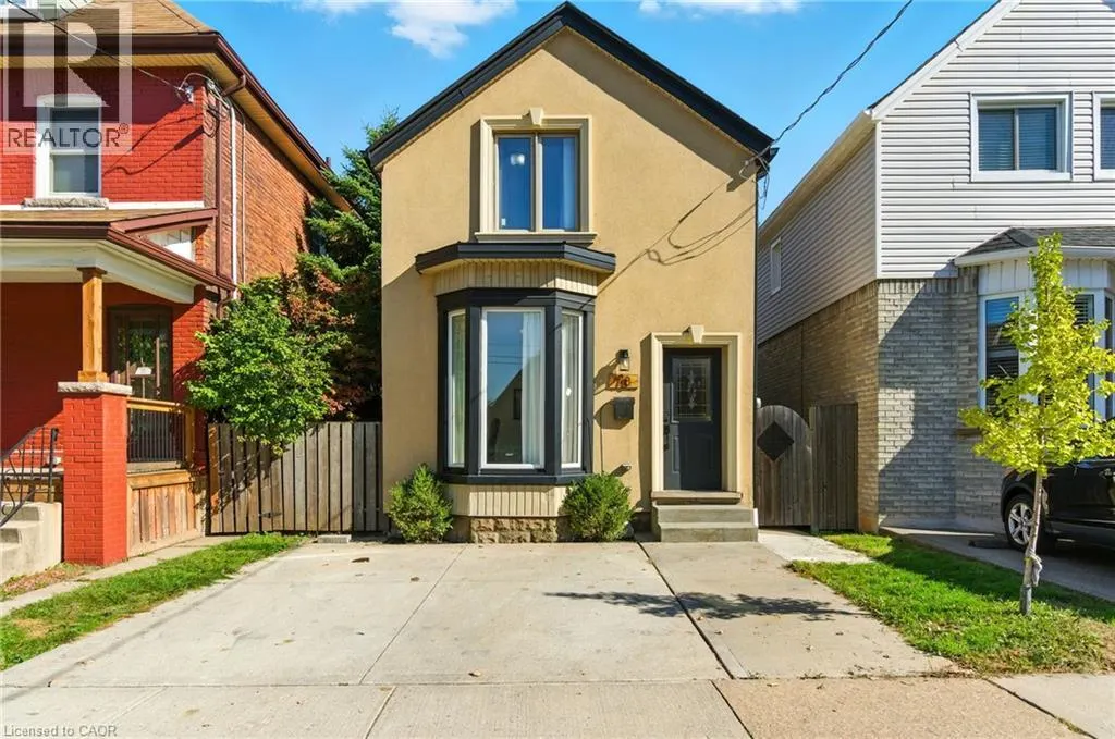 78 OAK Avenue