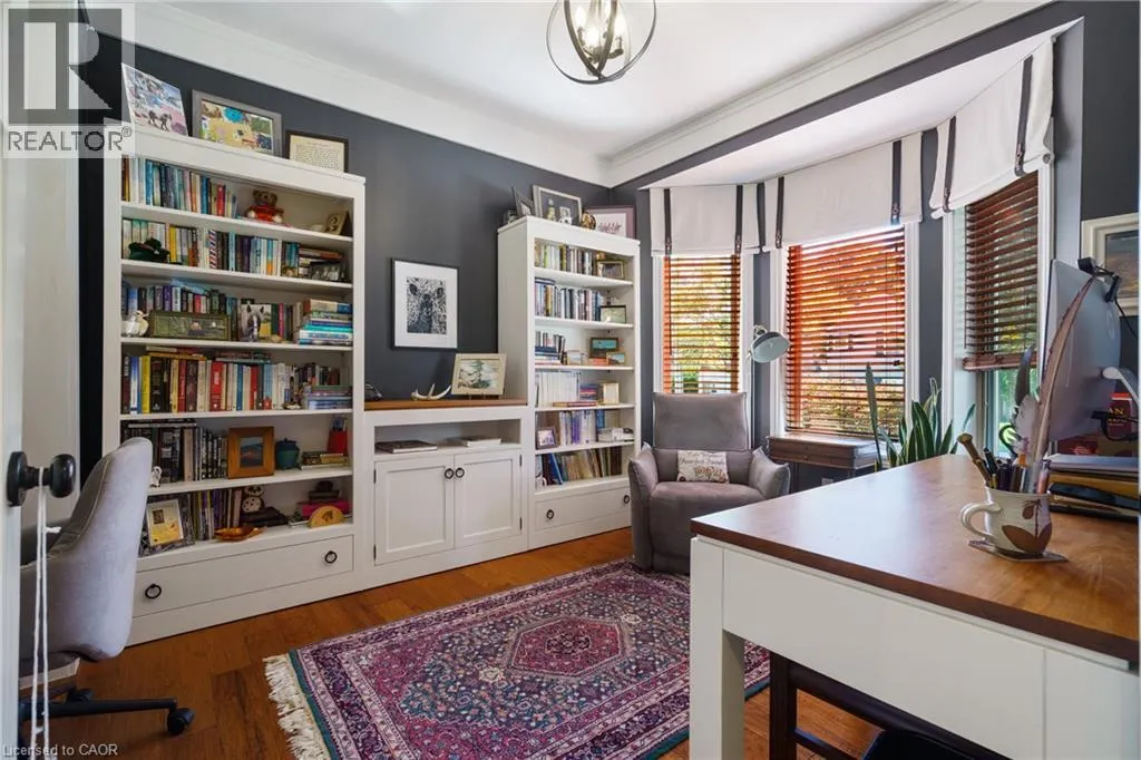 353 PARK Street W