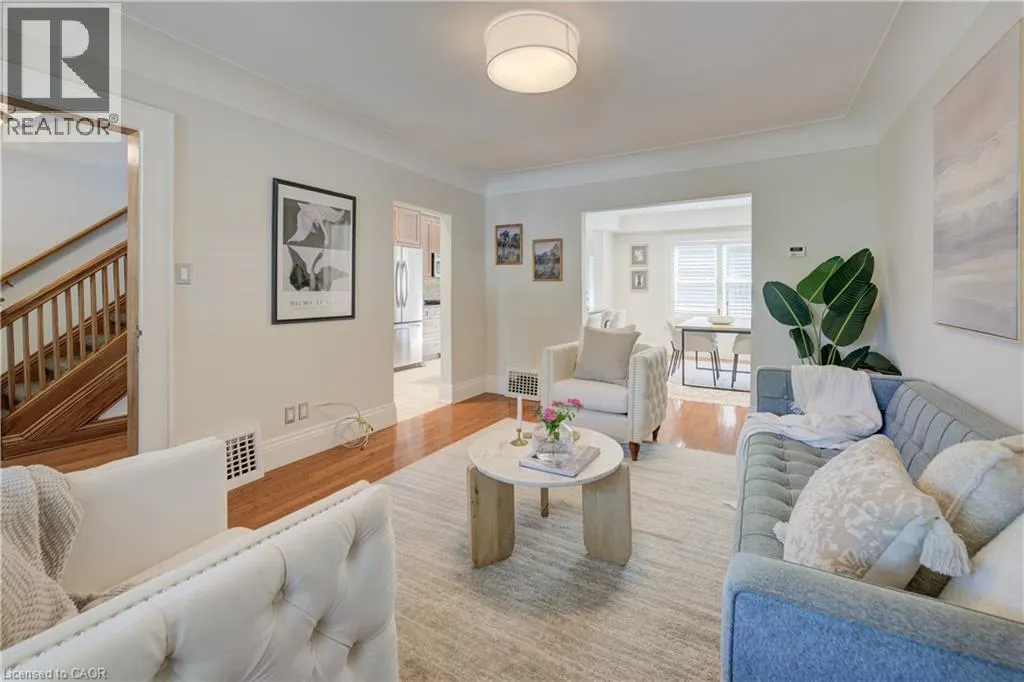 29 LINWOOD Avenue