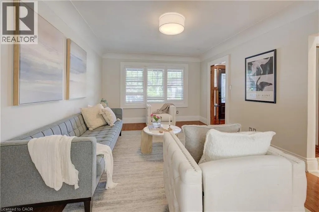 29 LINWOOD Avenue