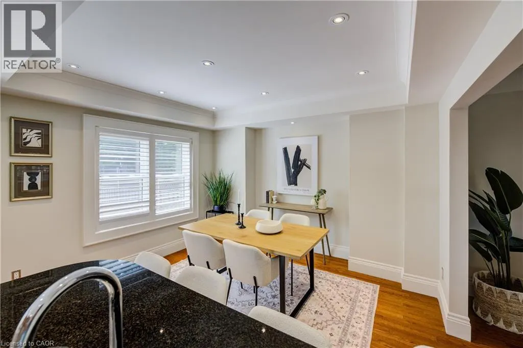 29 LINWOOD Avenue