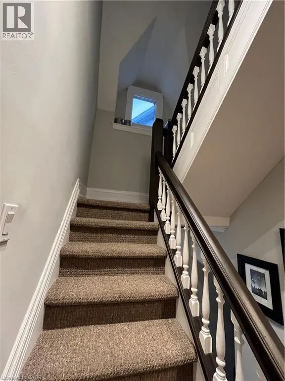 281 PARK Street S Unit# 2, #2