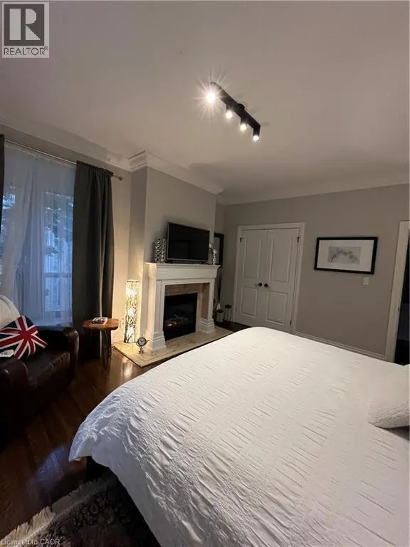 281 PARK Street S Unit# 2, #2