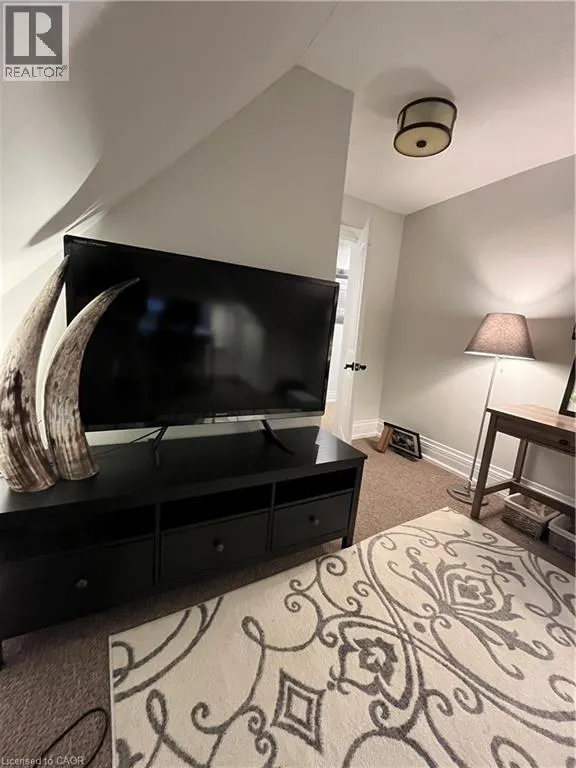281 PARK Street S Unit# 2, #2
