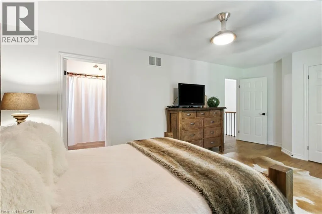 587 SANDCHERRY Drive