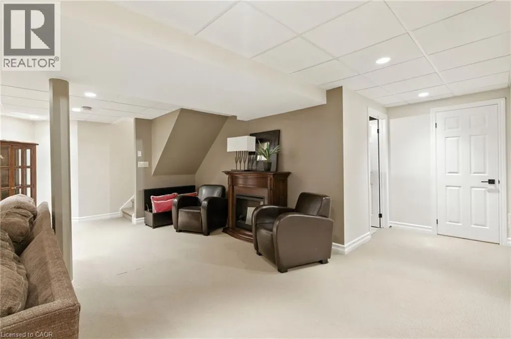 587 SANDCHERRY Drive