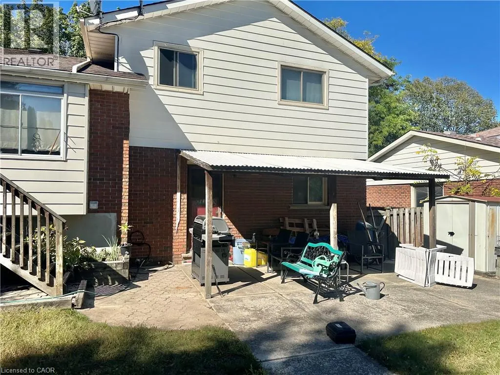 21 CARRIAGE Road