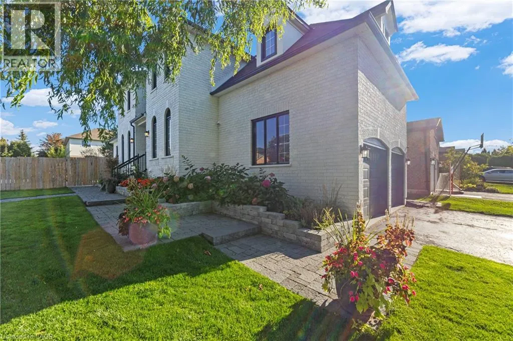 28 FENWICK Place
