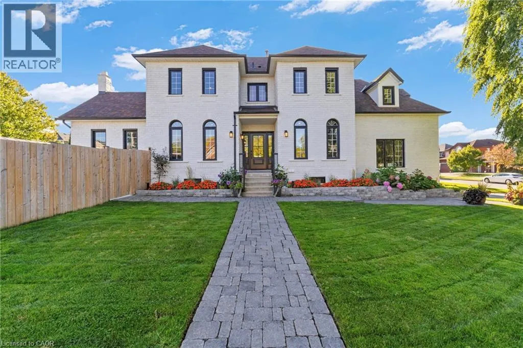 28 FENWICK Place