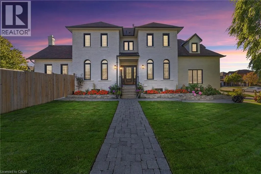 28 FENWICK Place