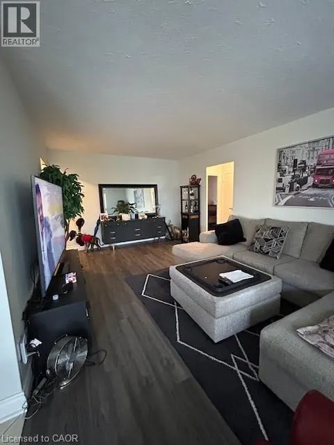 222 CONCESSION Street Unit# 410, #410
