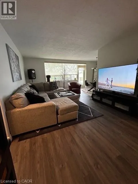 222 CONCESSION Street Unit# 410, #410