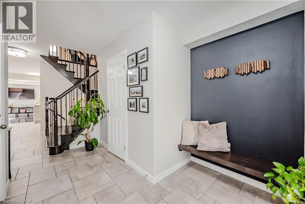 54 GERANIUM Avenue