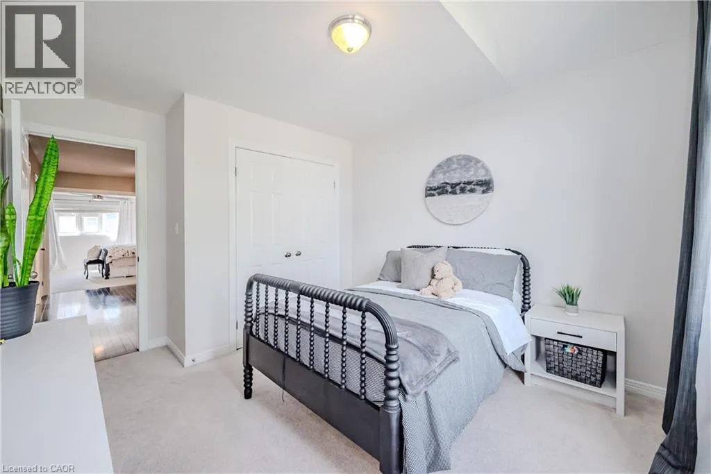 54 GERANIUM Avenue