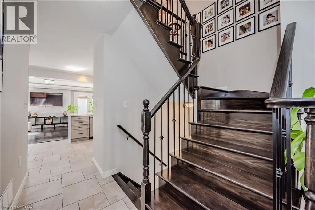 54 GERANIUM Avenue