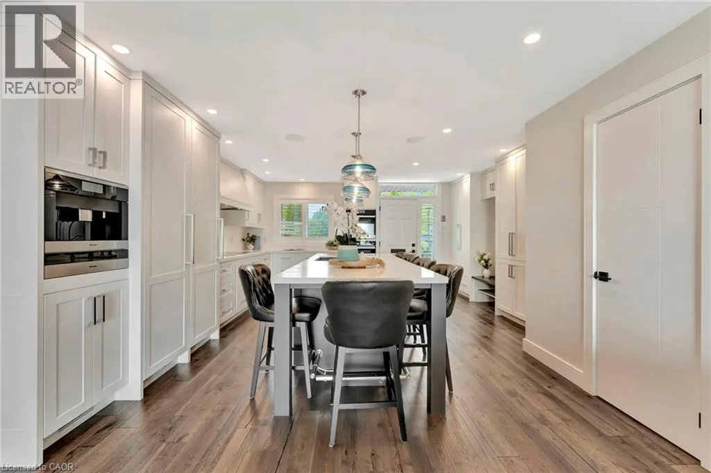 2136 OLD LAKESHORE Road Unit# 3, #3