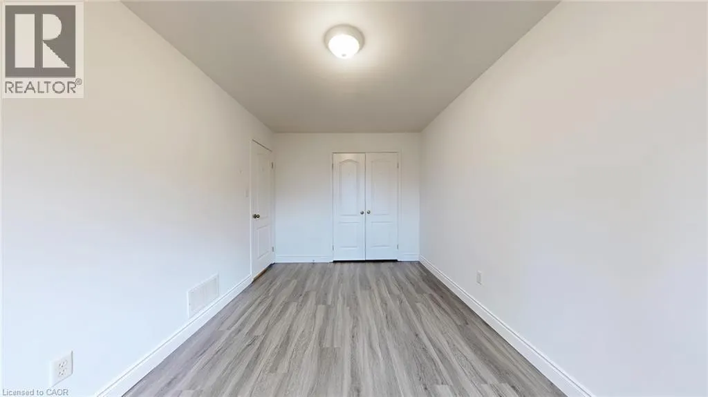 12 SOUTHSIDE Place
