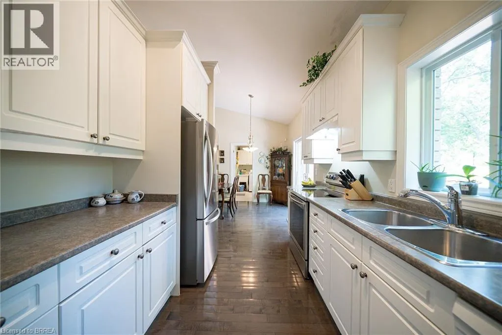 24 HARDY Road Unit# 8, #8