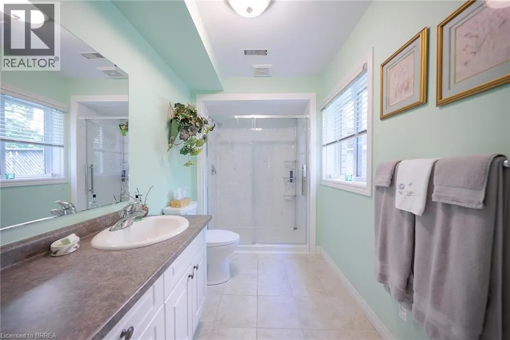 24 HARDY Road Unit# 8, #8
