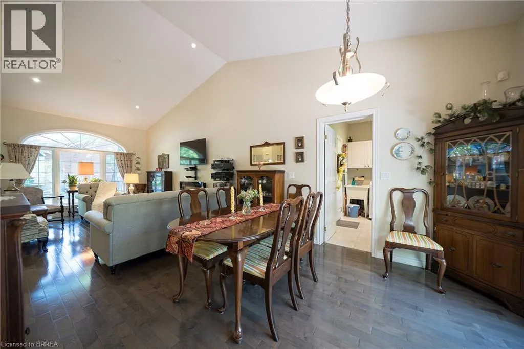 24 HARDY Road Unit# 8, #8