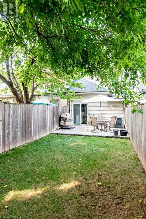 49 SHEAFFE Street